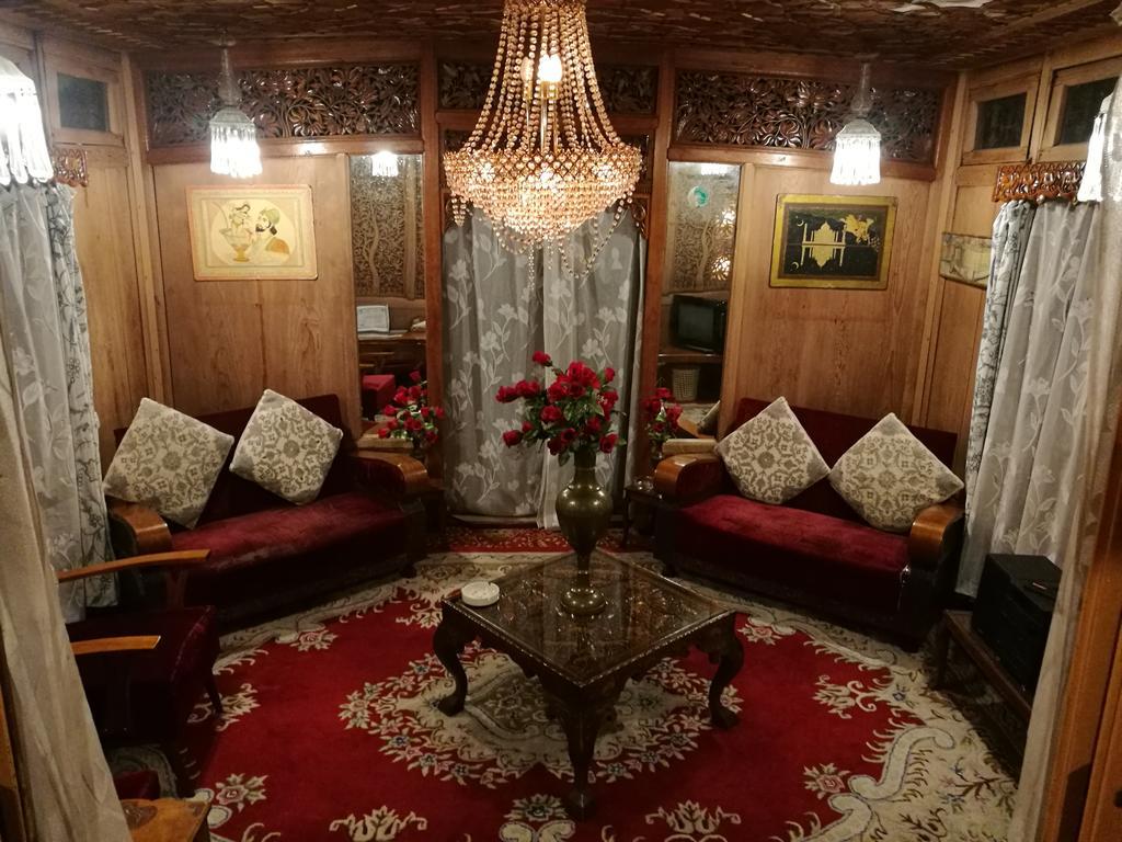 House Boat Hardy Palace Srinagar  Ngoại thất bức ảnh